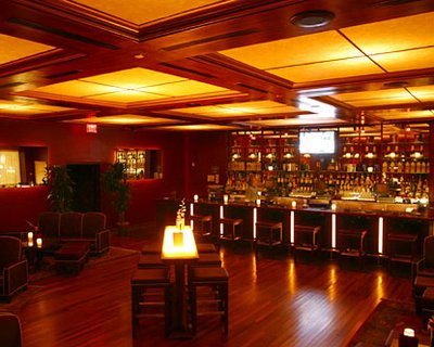 Mist offers complimentary cocktail for non-perishable food items