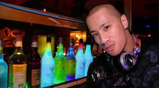Smoke & Sound Tuesdays at V Bar