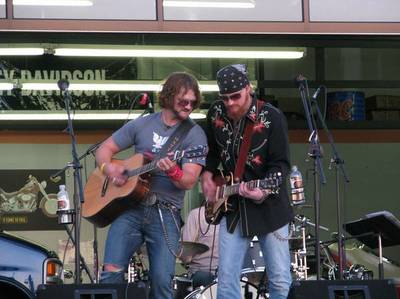 Tabor Dame at Stoney’s Rockin’ Country