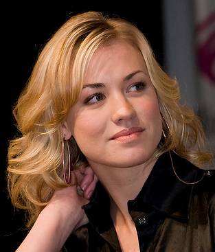 Yvonne Strahovski hosts at Tabu