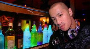 DJ Jeff Retro at Blue Martini