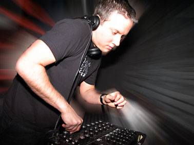 Robbie Rivera at Wet Republic