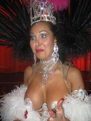 Local dancer Kalani Kokonuts was crowned Miss Exotic World 2009 and Most Dazzling.