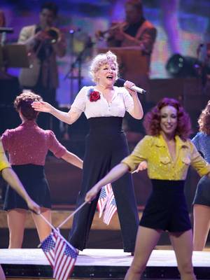 Bette Midler celebrates the 100th performance of <em>The Showgirl Must Go On</em> at The Colosseum in Caesars Palace.