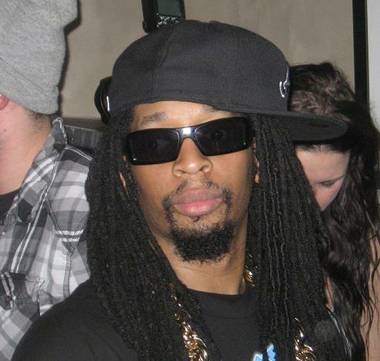 Lil Jon, soulful and silent behind those shades? Nah. Let’s get krunk! Yea-yah!