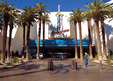 Las Vegas offers plenty of thrills, but Big Shot stands literally and figuratively above the rest. 