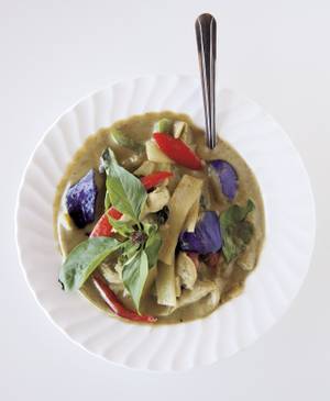 Prommares' green coconut curry.