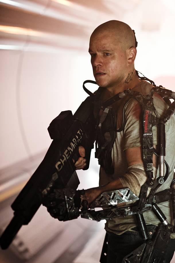 Elysium’s Matt Damon prepares for battle.