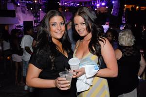 Weekly's Music Issue Showcase @ Hard Rock Pool