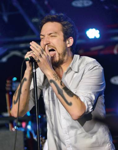 Frank Turner does not like fights breaking out in his crowds. Make a note.