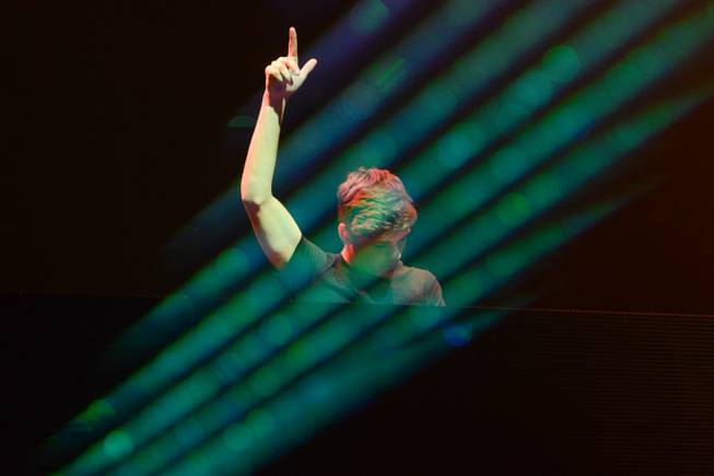 Martin Garrix performs at Coachella Day 1 2014. 