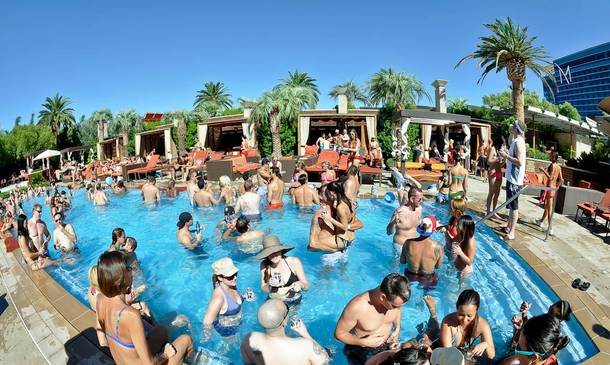 Daydream Pool Club at the M Resort