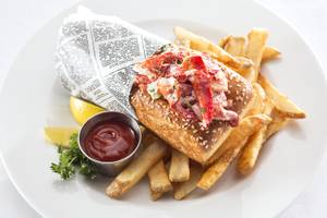 The Oyster Bar at Santa Fe Station has this luscious lobster roll on the menu.