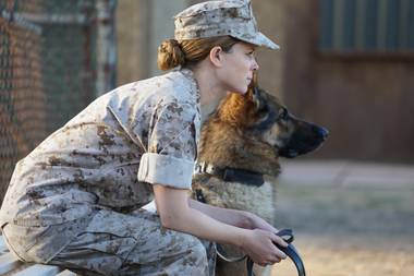 Kate Mara as Megan Leavey, with her dog Rex.