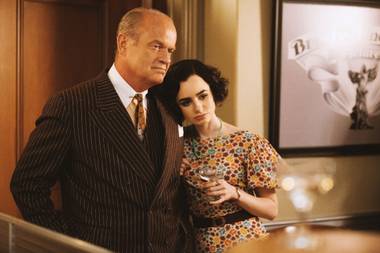 Kelsey Grammer and Lily Collins embrace old Hollywood style.