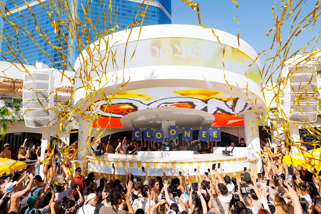 Here's the Here’s the mood board for Après Beach: shotskis and Champagne showers, cabanas and cozy cashmere, fresh powder raining down as British tech-house DJ Cloonee pumps us up.