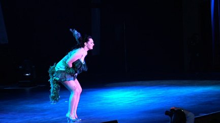 Viva Burlesque
