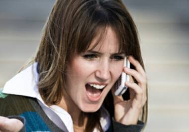 What's the deal with CityCenter's crappy cell service?