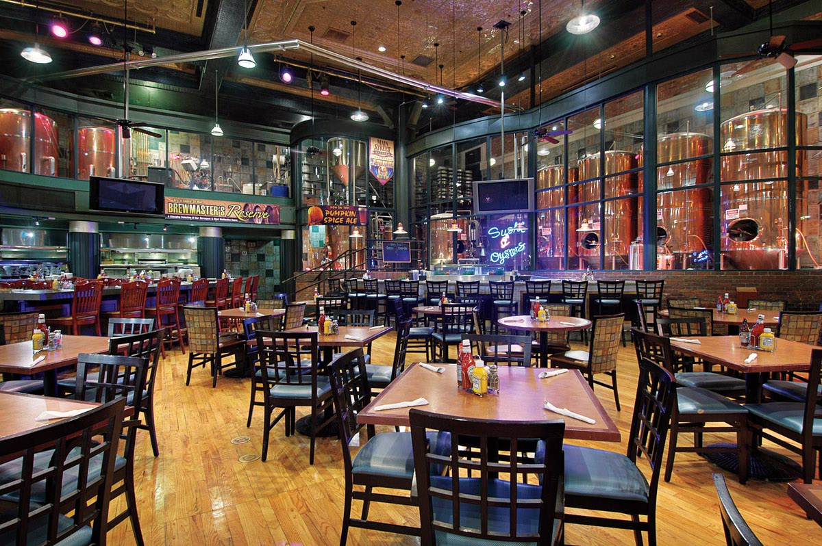 triple_7_t1200.jpg?a58a258a4dac404905303588401680fdf3ee23e4