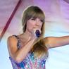 Pop superstar Taylor Swift brings the year’s biggest tour to Las Vegas’ biggest venue