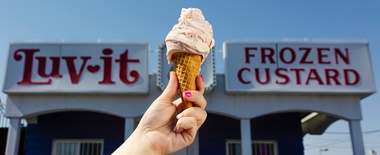 The Las Vegas Valley hasn’t always had tremendous ice cream options, but for whatever reason, a few fantastic local businesses have been serving frozen custard in cups, cones, sundaes and shakes for decades.