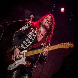 Carolyn Wonderland ft. Shelly&nbsp;King