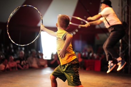 Venardos Circus Presents 