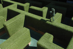 Town Square's non-maze-like hedge maze.