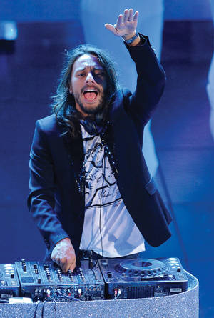 Bob Sinclar returns to Sin City at the Bank this Sunday.