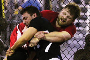 Roy Nelson (right) shows his grit.