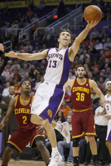 Steve Nash and the Phoenix Suns have been particularly under-rific lately.