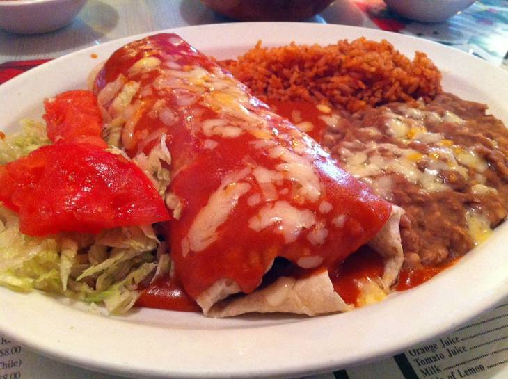 El Sombrero's red chile beef burrito combo plate.