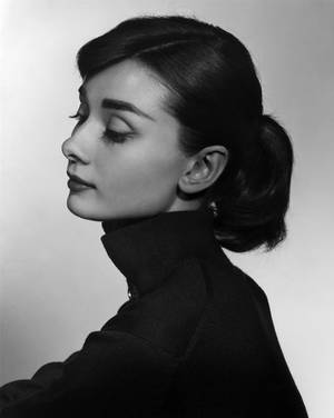 Audrey Hepburn in Yousuf Karsh: Icons of the 20th Century
