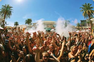 Your Memorial Day weekend Vegas club guide