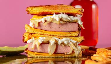 Toby Keith’s World Famous Fried Bologna Sandwich
