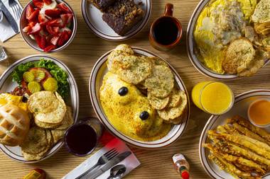 Omelet House has been serving up memorably huge portions of breakfast favorites to a wide array of the city’s movers and shakers since 1979.