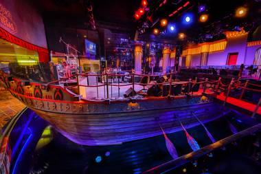 There's no place like the bar on a boat at Caesars Palace.