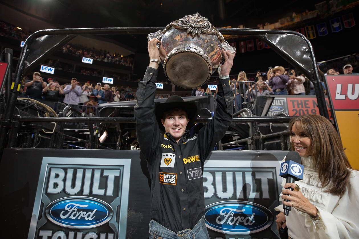 At 20 years old, Jess Lockwood became the youngest PBR World Champion when he won the title in 2017, and he joined Silvano Alves as the only riders to win the World Championship the year after being named Rookie of the Year.