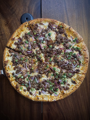 The Crust & Roux brisket pizza, with a little help from Big B’s.