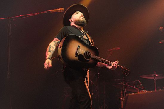 After eight years in the Air Force, this Southern gentleman drilled down into music.