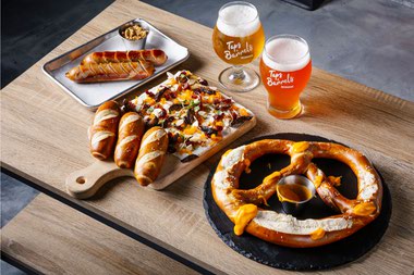 Taps & Barrels Beerhouse serves up brews, Bavarian pretzel charcuterie boards and more