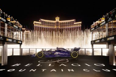One of the most talked-about spectator experiences is the Bellagio Fountain Club, a temporary structure on the resort’s iconic lake.