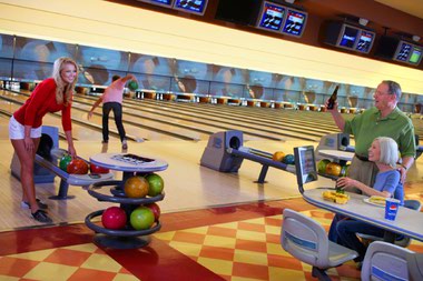 Best Bowling: South Point Bowling Center