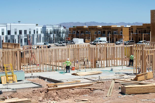 Construction of the Showboat Park Apartments along Fremont Street, between Oakey Boulevard and Atlantic Street, in 2020.