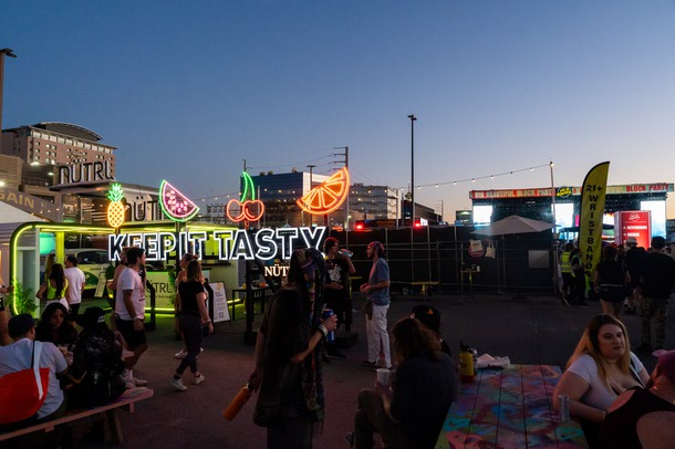 The 11th annual Life Is Beautiful Festival presents a Big Beautiful Block Party, kicked off on Friday, October 27th and ended on Saturday in downtown Las Vegas, Nevada. Artist including LCD Soundsystem, Jungle and Thundercat headlined Saturday night’s final show.