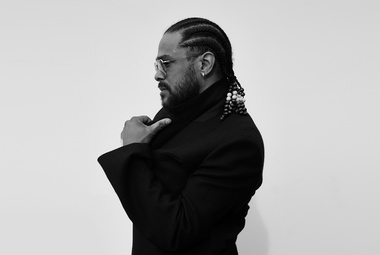 The singer’s Serenade Tour touches down at the Planet Hollywood theater on October 26.