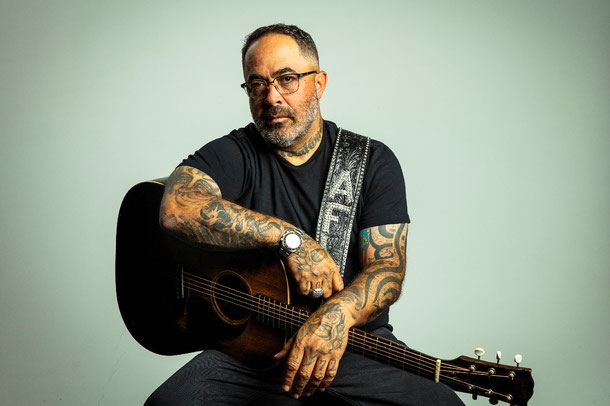 Aaron Lewis