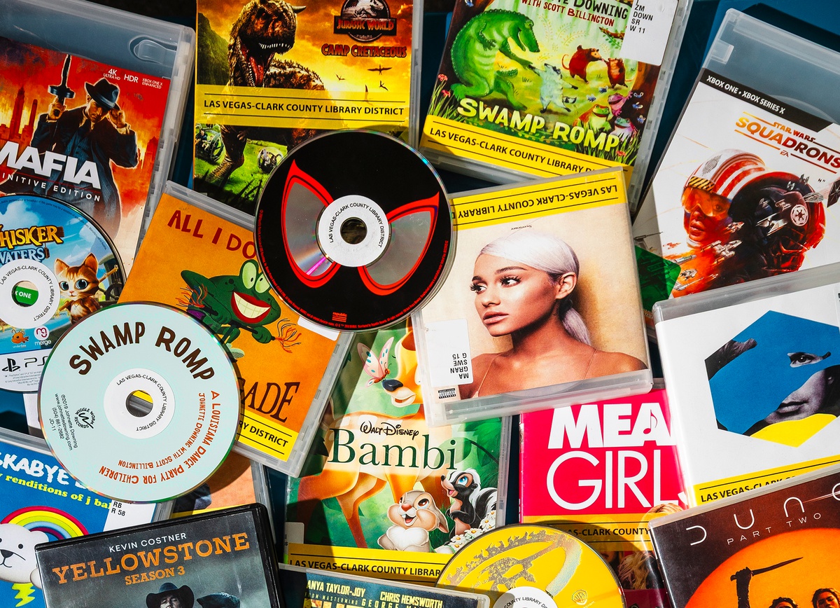 Digital Memories Preservation Labs give library users broad