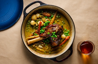 You can observe chefs pulling fresh tomatoes from the stem and gathering bunches of grapes for the next course, a true garden-to-plate experience.