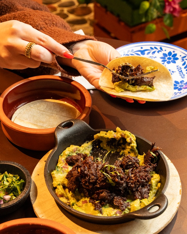 Chicharrón de ribeye